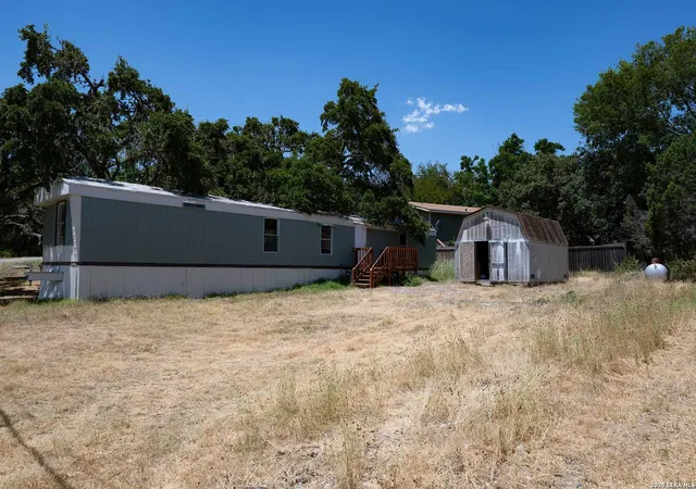 3rd image of 393 Deer Valley St, San Antonio, TX 78133 | MLS# 2001483