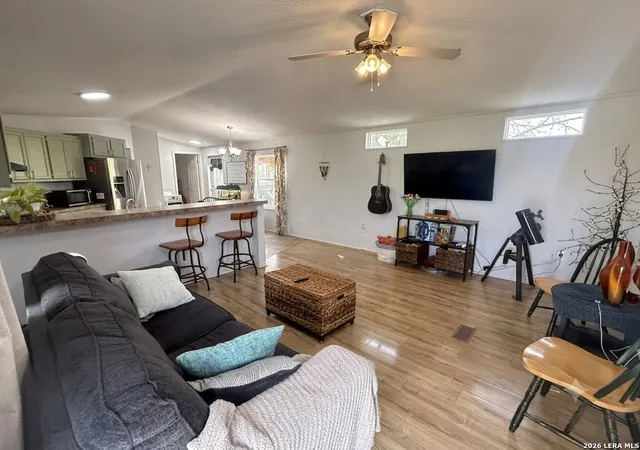 5th image of 572 River Bluff Cir, Pipe Creek, TX 78063 | MLS# 2001485