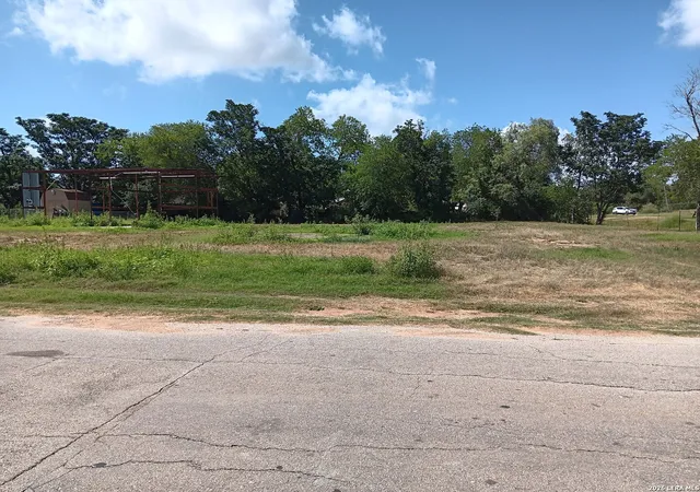4th image of 8080 W 3Rd St Lot 2, Somerset, TX 78069 | MLS# 2001490