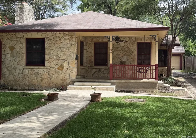 Photo 1 of Single family home for sale at 139 Thomas Jefferson Dr, San Antonio, TX 78228 | MLS# 2001503 | Listing updated on 2026-08-17