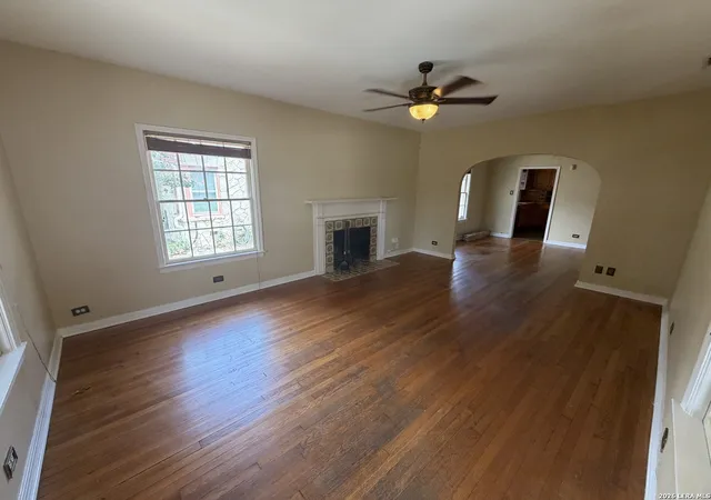 Photo 4 of Single family home for sale at 139 Thomas Jefferson Dr, San Antonio, TX 78228 | MLS# 2001503 | Listing updated on 2026-08-17