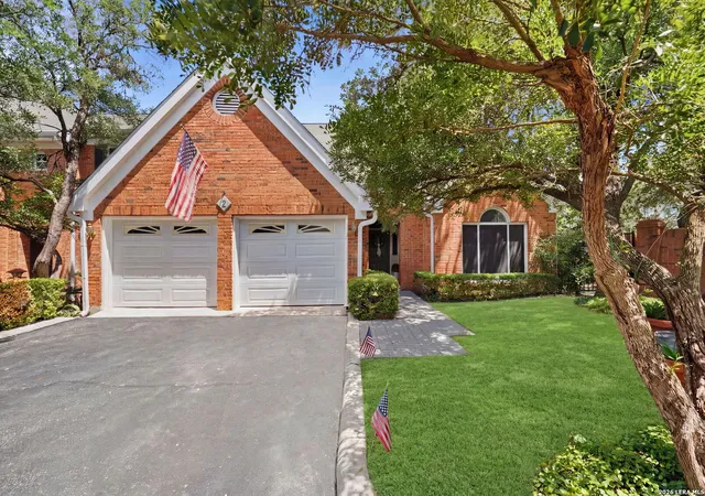 1st image of 2 Jackson Ct, San Antonio, TX 78230 | MLS# 2001516
