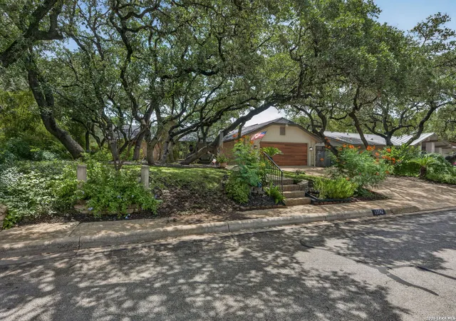 2nd image of 13046 N Hunters, San Antonio, TX 78230 | MLS# 2001524