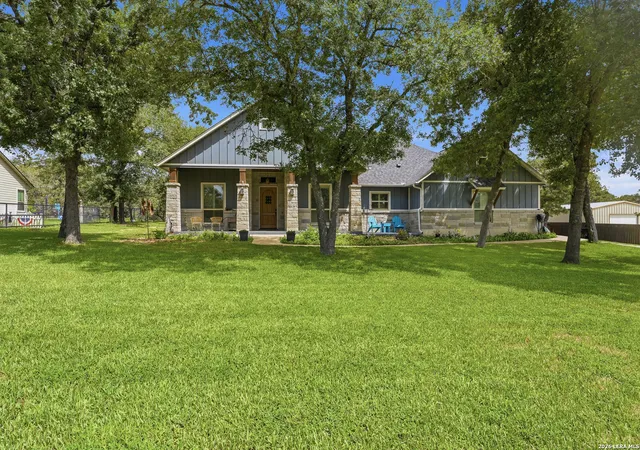 2nd image of 199 Champions Blvd, La Vernia, TX 78121 | MLS# 2001525