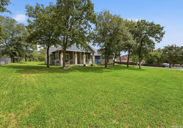 3rd image of 199 Champions Blvd, La Vernia, TX 78121 | MLS# 2001525