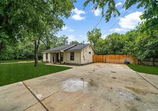 31st image of 324 Ebner, Boerne, TX 78006 | MLS# 2001530
