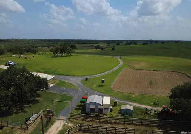 5th image of 3558 Fm 536, Floresville, TX 78114 | MLS# 2001532