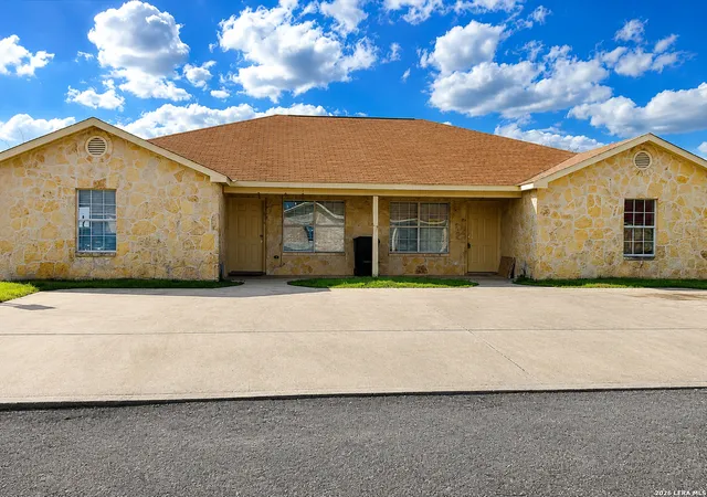 Multi family home for sale at 7603 Oak Chase, San Antonio, TX 78239 | MLS# 2001533