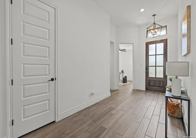 4th image of 9015 Raven Pointe, San Antonio, TX 78255 | MLS# 2001561