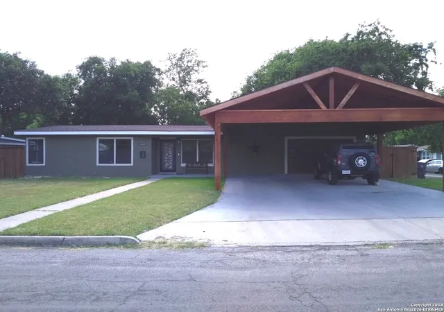 Photo 2 of Single family home for sale at 4349 Silver Lake Dr, San Antonio, TX 78219 | MLS# 2001563 | Listing updated on 2026-07-30
