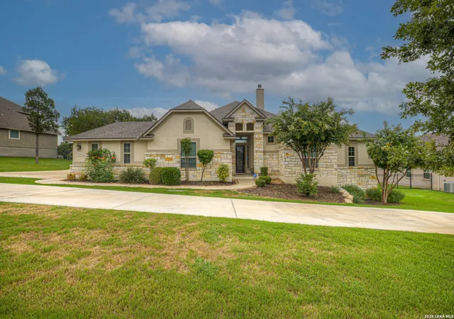 Photo 3 of Sale Pending at 8310 Garden Arbor, San Antonio, TX 78266 | MLS# 2001565 | Listing updated on 2026-09-03