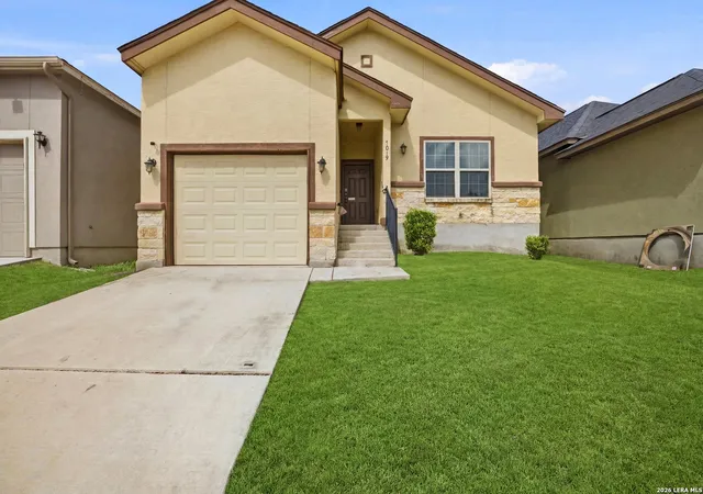 Photo 3 of Single family home for sale at 7019 Hallie Rdg, San Antonio, TX 78227 | MLS# 2001566 | Listing updated on 2026-09-09