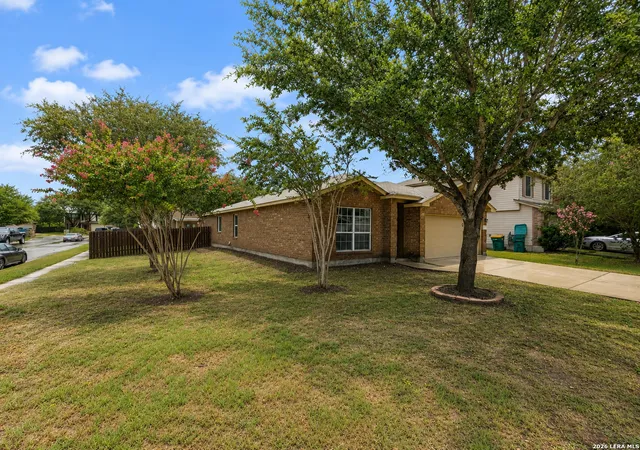 Photo 2 of Single family home for sale at 535 Diana Dr, Converse, TX 78109 | MLS# 2001592 | Listing updated on 2026-09-19