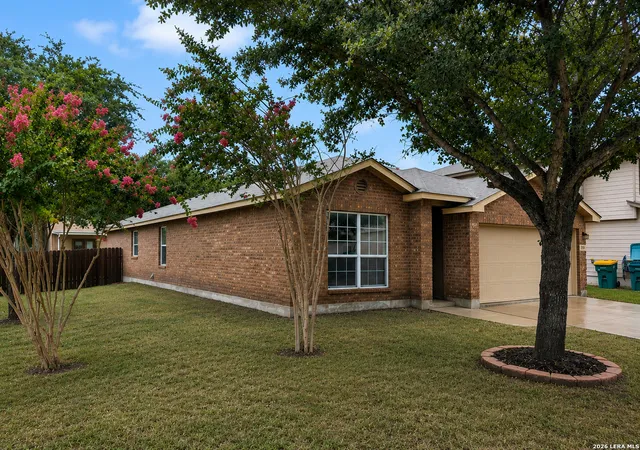 Photo 4 of Single family home for sale at 535 Diana Dr, Converse, TX 78109 | MLS# 2001592 | Listing updated on 2026-09-19