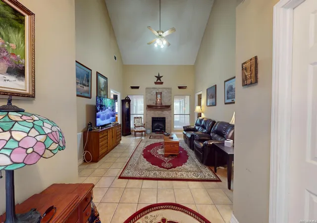 Photo 3 of Single family home for sale at 1108 Sunrise, New Braunfels, TX 78130 | MLS# 2001646 | Listing updated on 2026-10-01
