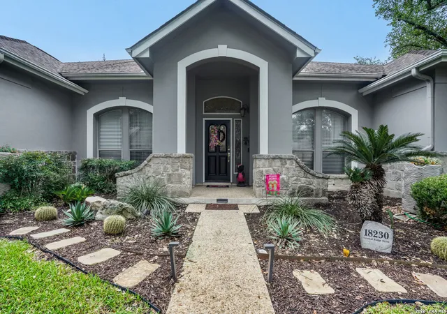 Photo 2 of Single family home for sale at 18230 Crystal Ridge Dr, San Antonio, TX 78259 | MLS# 2001651 | Listing updated on 2026-09-12