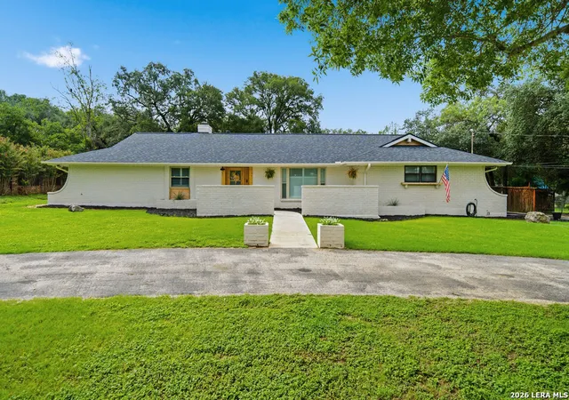 Photo 3 of Single family home for sale at 9242 Garden Ridge Dr, San Antonio, TX 78266 | MLS# 2001658 | Listing updated on 2026-09-08