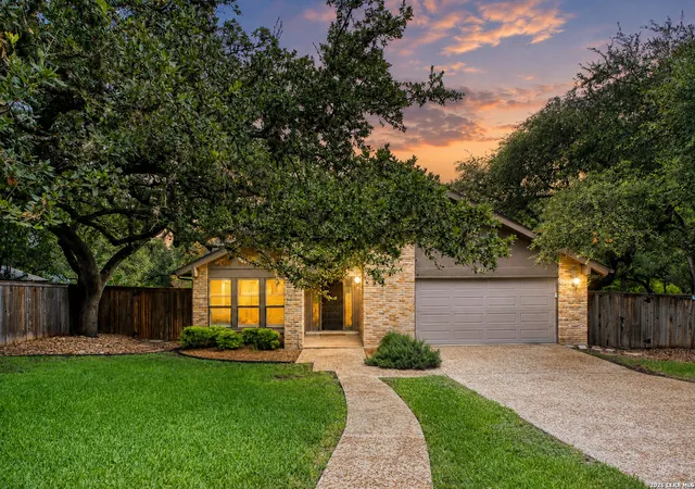 Photo 1 of Sale Pending at 13207 N Hunters Cir, San Antonio, TX 78230 | MLS# 2001666 | Listing updated on 2026-07-30