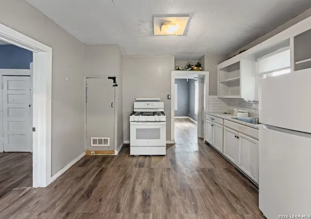 5th image of 2407 San Fernando, San Antonio, TX 78207 | MLS# 2001667