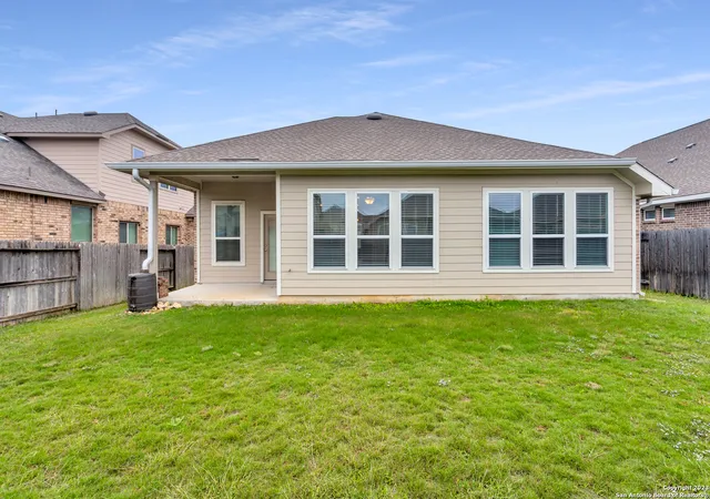 Photo 3 of Single family home for sale at 9727 Monken, Boerne, TX 78006 | MLS# 2001677 | Listing updated on 2026-08-27