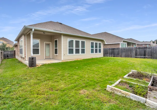 Photo 4 of Single family home for sale at 9727 Monken, Boerne, TX 78006 | MLS# 2001677 | Listing updated on 2026-08-27