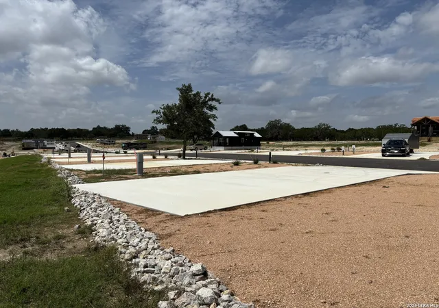 2nd image of 5386 Ranch Road 1376 #314, Fredericksburg, TX 78624 | MLS# 2001682