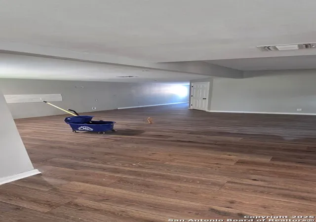 5th image of 806 21St, Hondo, TX 78861 | MLS# 2001690