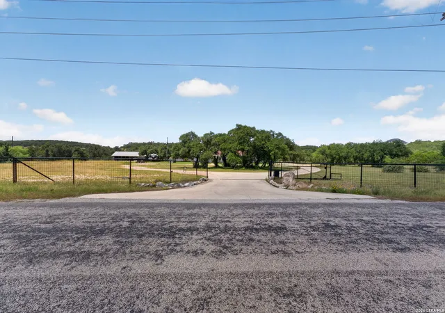 4th image of 1159 Astral Pt, Spring Branch, TX 78070 | MLS# 2001720