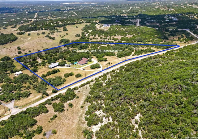 5th image of 1159 Astral Pt, Spring Branch, TX 78070 | MLS# 2001720