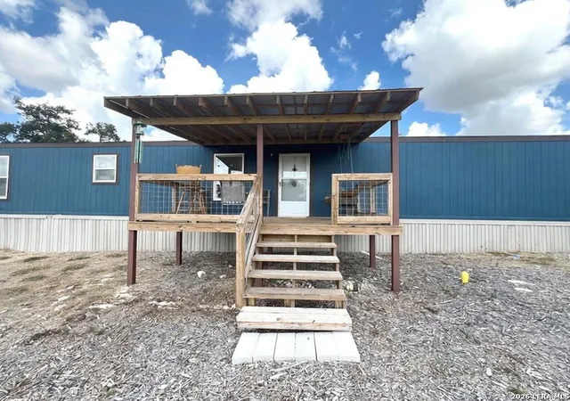Photo 3 of Single family home for sale at 140 Teague Rd, Kerrville, TX 78028 | MLS# 2001721 | Listing updated on 2026-09-13