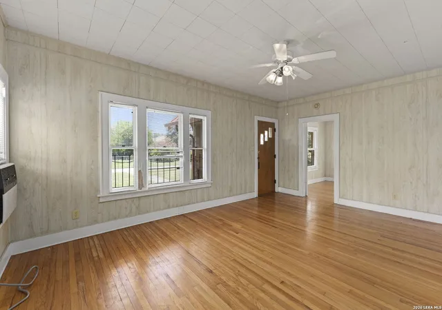 4th image of 330 Bailey Ave, San Antonio, TX 78210 | MLS# 2001767