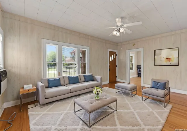 5th image of 330 Bailey Ave, San Antonio, TX 78210 | MLS# 2001767