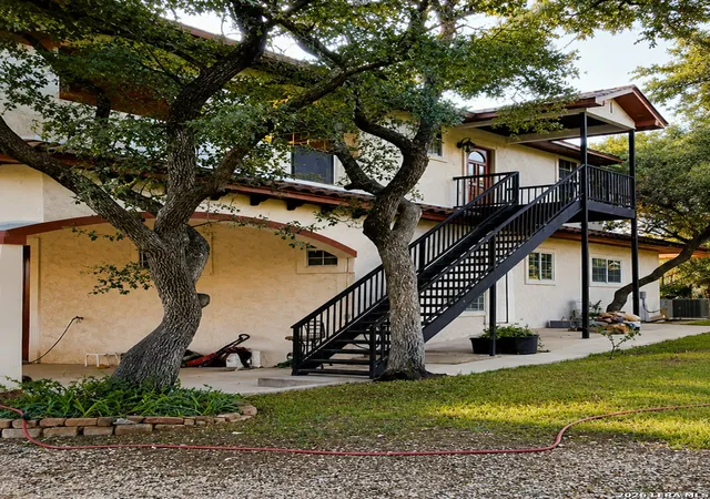 2nd image of 17631 Frank Madla Rd, Helotes, TX 78023 | MLS# 2001788