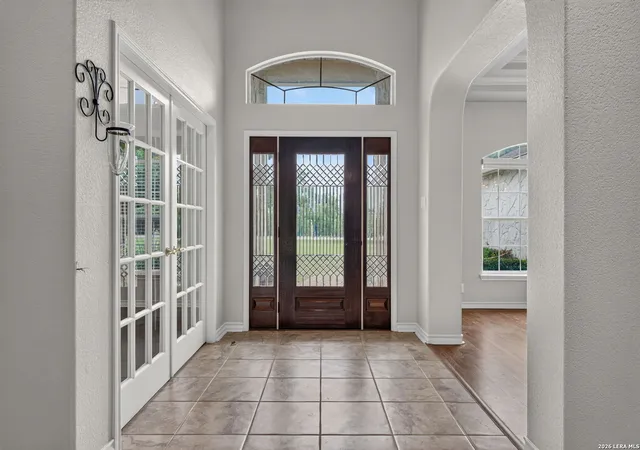 Photo 3 of Single family home for sale at 7261 Keeneland Dr, Boerne, TX 78015 | MLS# 2001790 | Listing updated on 2026-08-29