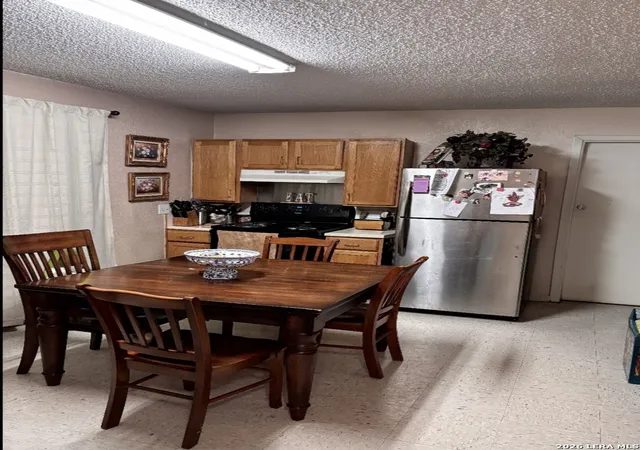 3rd image of 9118 Seafarer Dr, San Antonio, TX 78242 | MLS# 2001803