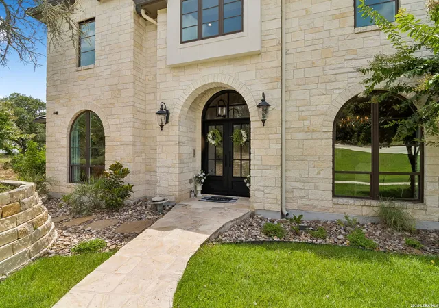 image of 7 Muirfield, Boerne, TX 78006 | MLS# 2001819