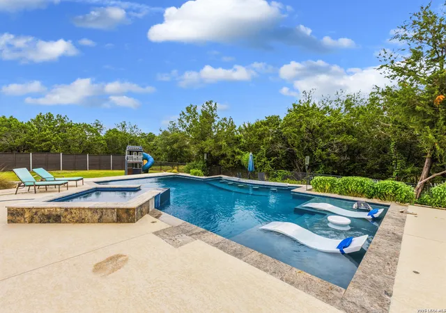 1st image of 512 Solms, New Braunfels, TX 78132 | MLS# 2001829