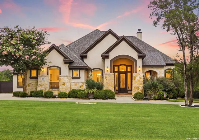 2nd image of 512 Solms, New Braunfels, TX 78132 | MLS# 2001829