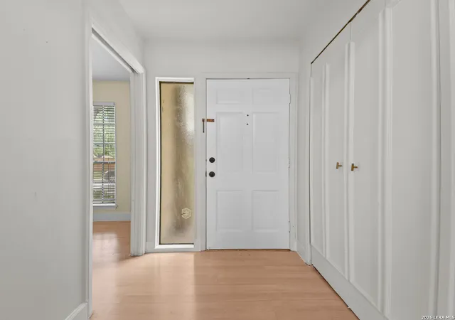 Photo 4 of Sale Pending at 11727 Whisper Dew St, San Antonio, TX 78230 | MLS# 2001836 | Listing updated on 2026-08-03
