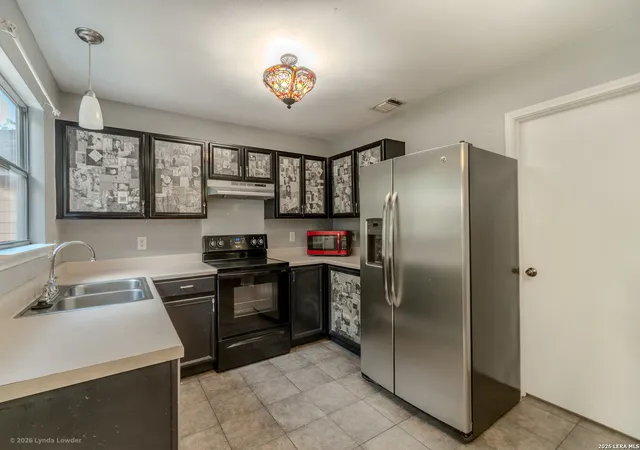 Photo 3 of Single family home for sale at 322 Copper Mountain, New Braunfels, TX 78130 | MLS# 2001842 | Listing updated on 2026-10-29