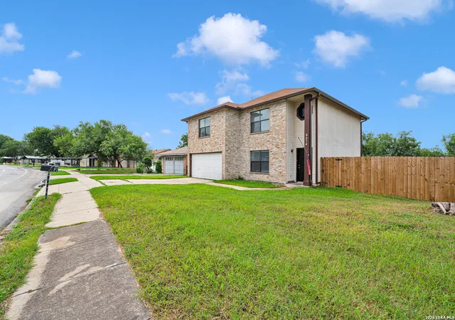 Photo 3 of Sale Pending at 9214 Adams Hill, San Antonio, TX 78245 | MLS# 2001868 | Listing updated on 2026-09-10
