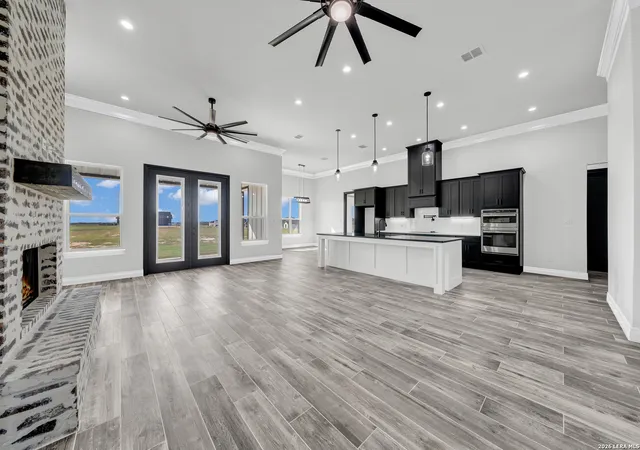 Photo 1 of Single family home for sale at 158 Estates Dr, La Vernia, TX 78121 | MLS# 2001882 | Listing updated on 2026-10-03