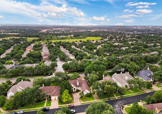 Photo 3 of Single family home for sale at 314 Las Tablas, Helotes, TX 78023 | MLS# 2001926 | Listing updated on 2026-08-18