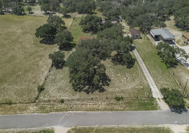 38th image of 138 Big Oak Dr, Adkins, TX 78101 | MLS# 2001929