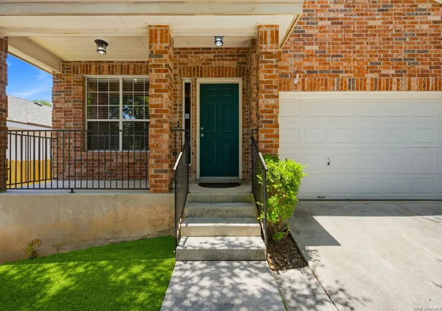Photo 3 of Sale Pending at 15827 Drexel Run, San Antonio, TX 78247 | MLS# 2001932 | Listing updated on 2026-08-21