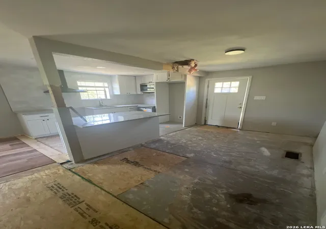 Photo 3 of Sale Pending at 1761 Quail Hill Dr, Spring Branch, TX 78070 | MLS# 2001947 | Listing updated on 2026-09-10