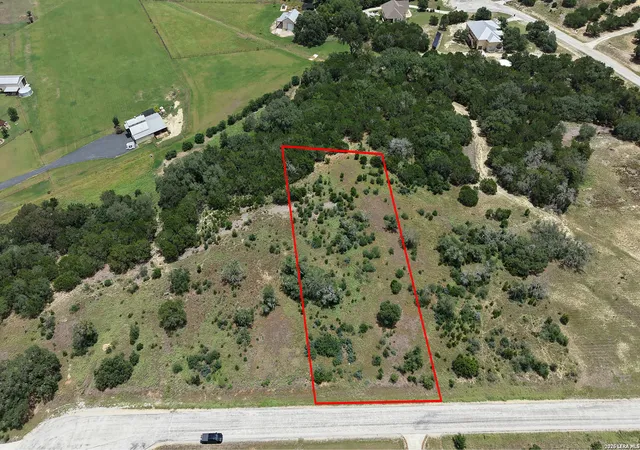 2nd image of 171 Lariat Trce, Bandera, TX 78003 | MLS# 2001948