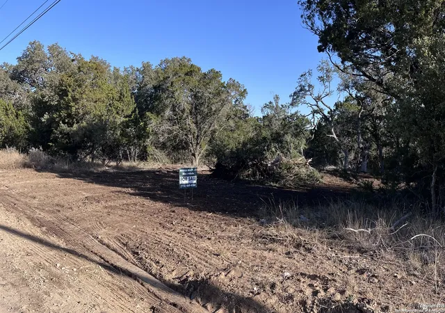 2nd image of 330 Wyatt Earp Dr, Bandera, TX 78003 | MLS# 2001951