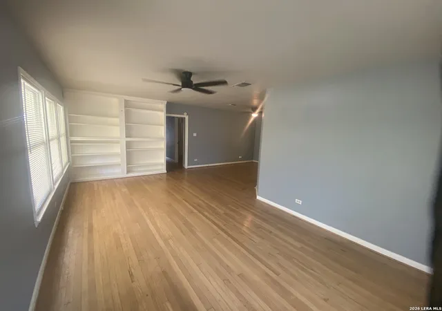Photo 3 of Single family home for sale at 308 Larchmont Dr, San Antonio, TX 78209 | MLS# 2002015 | Listing updated on 2026-10-23