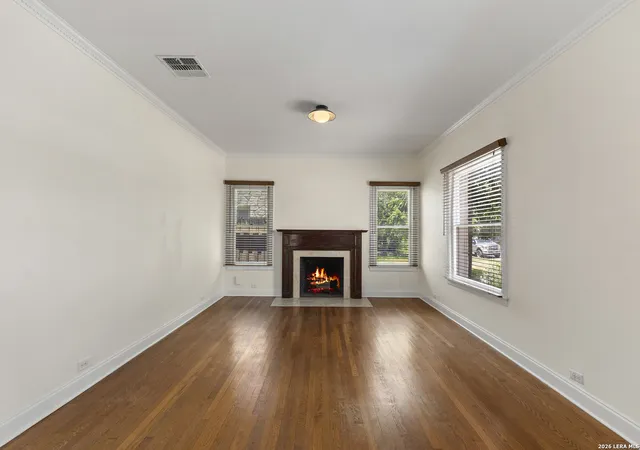 Photo 3 of Sale Pending at 218 W Mandalay, San Antonio, TX 78212 | MLS# 2002020 | Listing updated on 2026-08-14